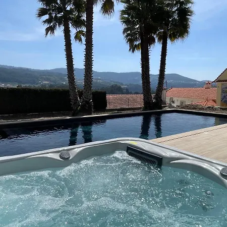 Maison Chaleureuse Avec Piscine Et *